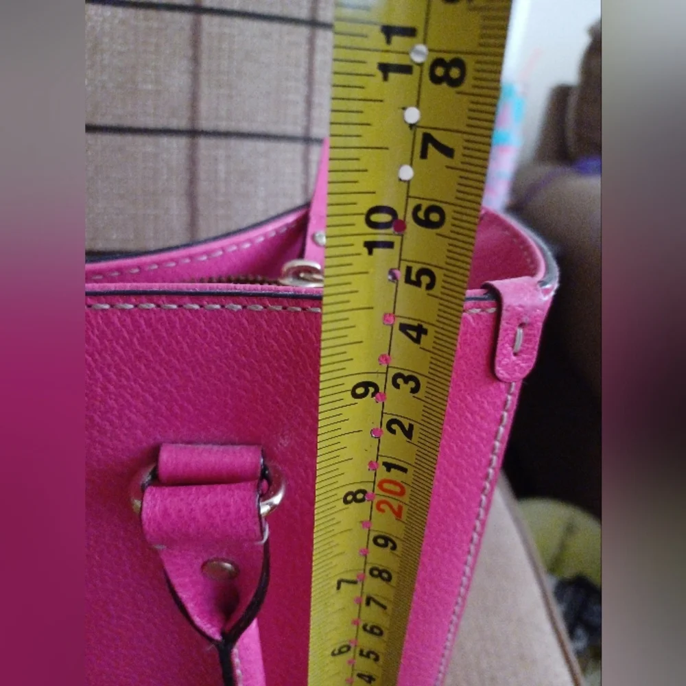 Kate Spade Vibrant Pink Tote- EUC - Picture 7 of 9